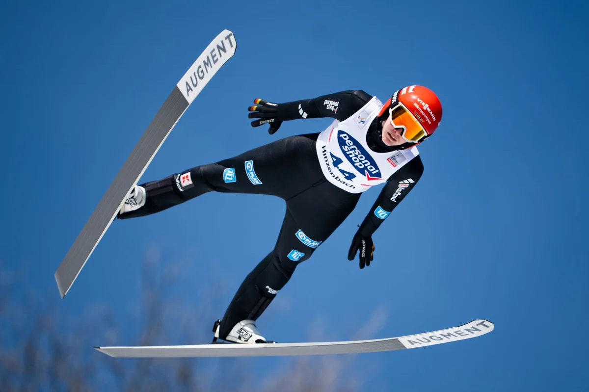 Selina Freitag wurde beim Skisprung-Weltcup in Hinzenbach beste Deutsche.